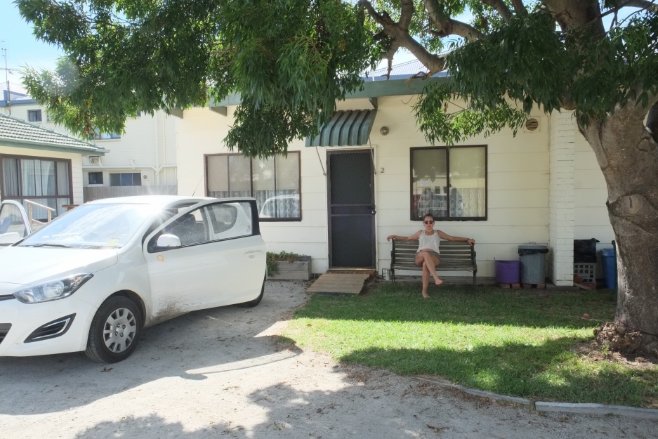 Lakes Entrance cabin exterior